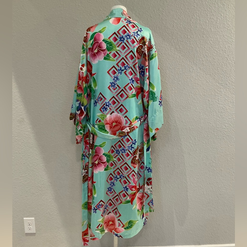 NATORI Floral Kimono Robe - Picture 3 of 5